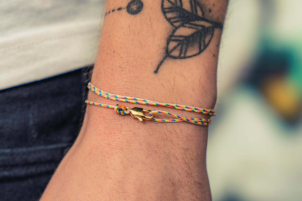 Cord bracelet with clasp - Retro with golden clasp