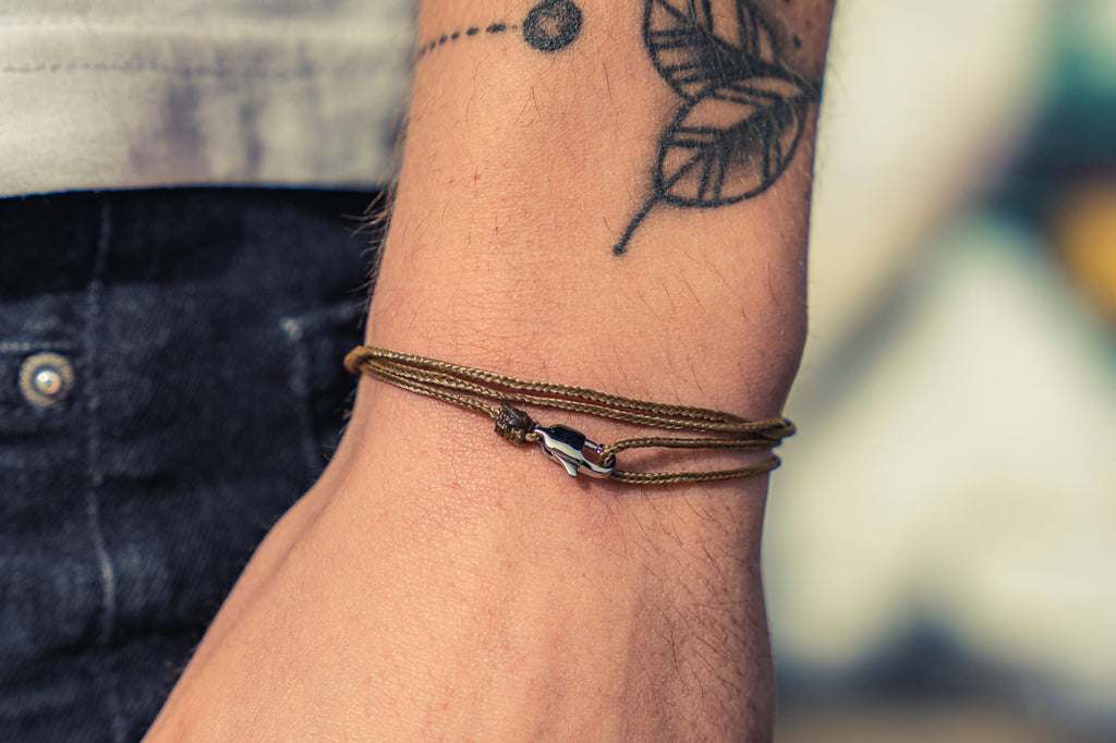 Cord bracelet with clasp - Coyote with silver clasp